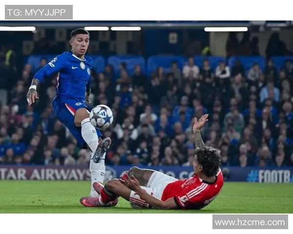 意甲历史冷门曼联逆转本菲卡乌龙球瞬间引爆全场激情